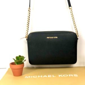 Michael Kors LG EW  Crossbody